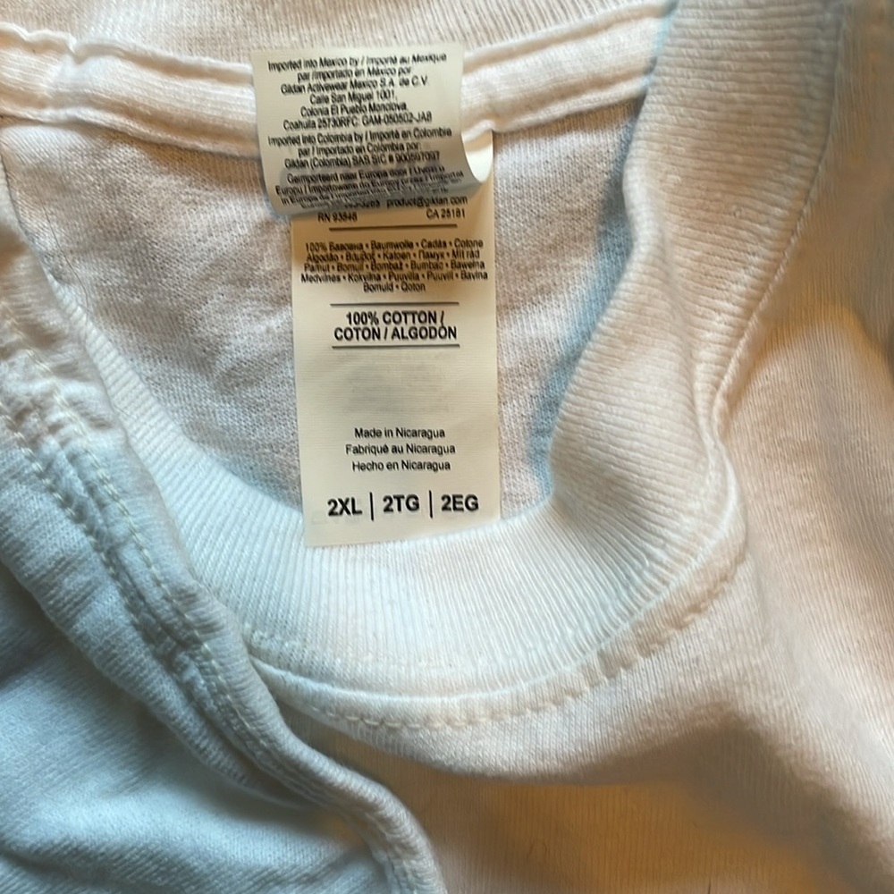 Shirt - Picture 3 of 3
